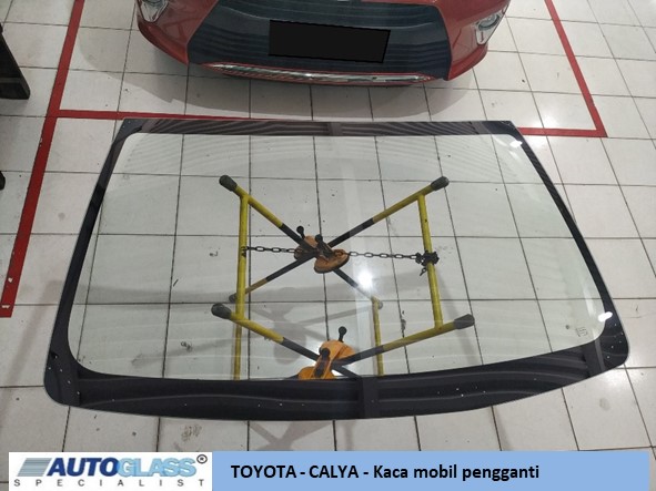 Autoglass Ganti kaca mobil Toyota Calya 2 - Toyota Calya - Ganti kaca mobil depan