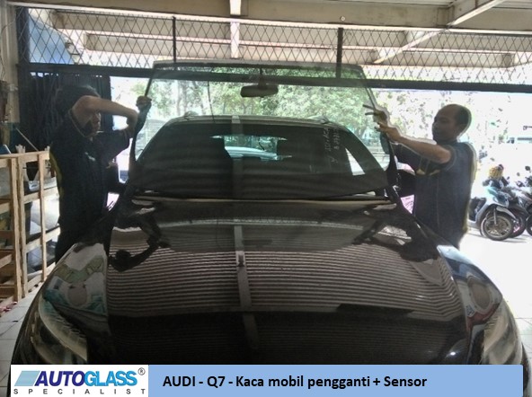 Autoglass Ganti kaca mobil Audi Q7 3 - Audy Q7 - Ganti kaca mobil depan