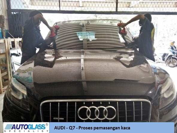 Autoglass Ganti kaca mobil Audi Q7 5 - Audy Q7 - Ganti kaca mobil depan
