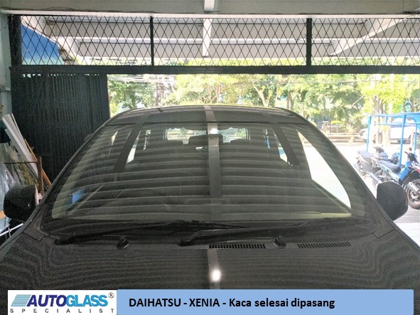 Autoglass Ganti kaca mobil Toyota Avanza 6 - Daihatsu Xenia - Ganti kaca mobil depan