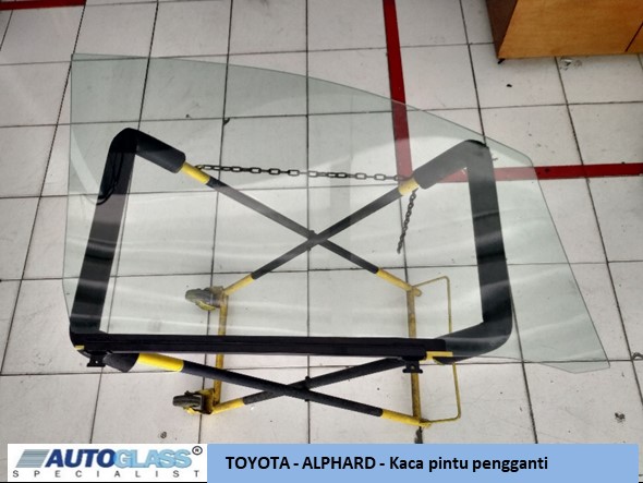 Autoglass Jual kaca mobil Ganti kaca mobil Toyota Alphard 2 - Toyota Alphard - Ganti kaca mobil pintu depan kiri