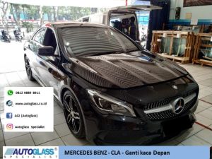 Autoglass Ganti kaca mobil Mercedes Benz CLA 1 300x225 - Autoglass - Ganti kaca mobil - Mercedes Benz CLA (1)