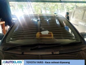 Autoglass Ganti kaca mobil Toyota Yaris 6 300x225 - Autoglass - Ganti kaca mobil - Toyota Yaris (6)