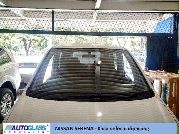 Autoglass Ganti kaca mobil Nissan Serena 6 - Nissan Serena - Ganti kaca mobil depan
